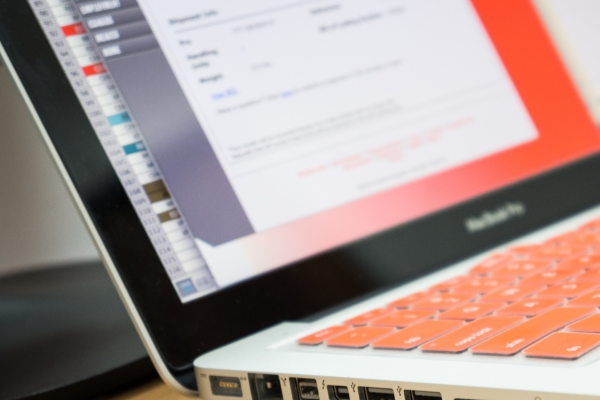 怎么在淘宝上开零食店？需要哪些资质？