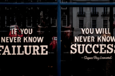 支付宝万份收益有风险吗？收益有多少？