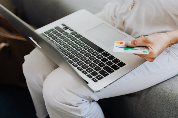 淘宝做单类目还是做百货？新手适合做什么类目？