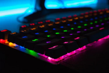 做淘宝店铺刚起步爆单可信吗？如何经营？