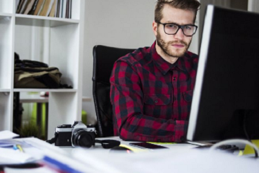 淘宝皇冠和旗舰店有什么区别？哪个更好？