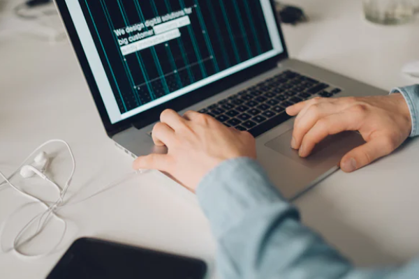 手机千牛怎么查看店铺链接？怎么运营店铺？