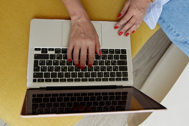 未成年在淘宝可以开店吗？怎么开店？