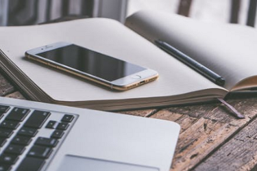 支付宝芝麻工作证收费吗？有什么用？