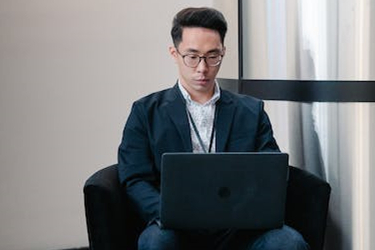 在拼多多上发视频有收益吗？怎么发视频有收益？