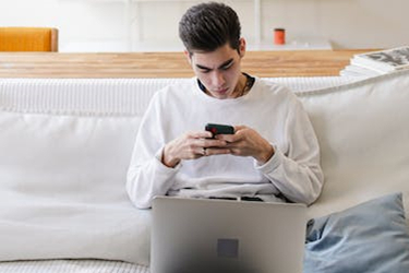 支付宝理财的钱怎么转到银行卡？周日有收益吗？