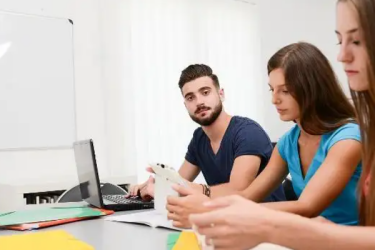 客服外包个体户好做吗？客服外包好吗？