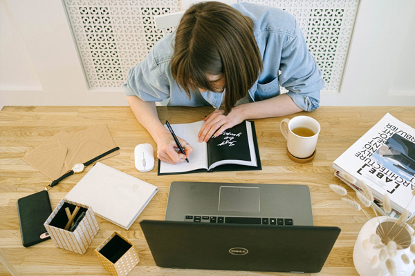 引力魔方收藏加购有用吗？出价方式是什么？