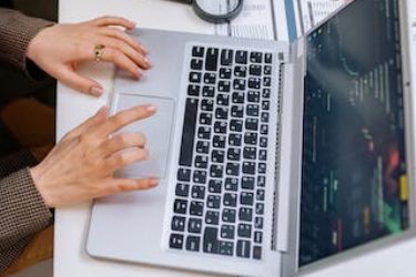 淘宝直播卖女装赚钱吗？会盈利吗？