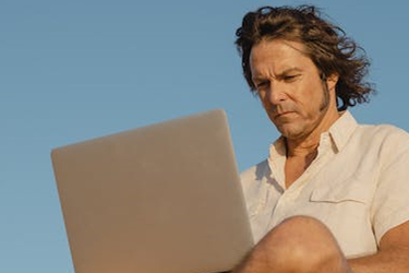 淘宝购物与实物不符怎么处理？与描述不符赔多少？