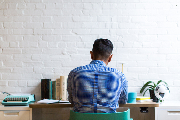 淘宝客服能干到多大年纪？客服工作好不好干？