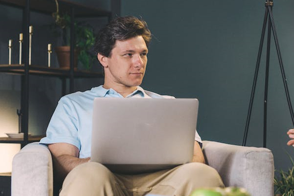 售后客服为什么天天招人？招售后可在家上班吗？