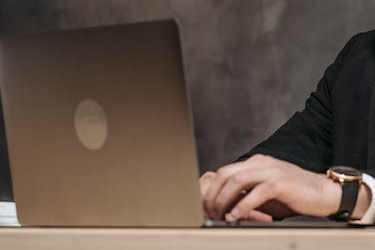 淘特个人开店可以升级为企业店吗？企业店怎么入驻？