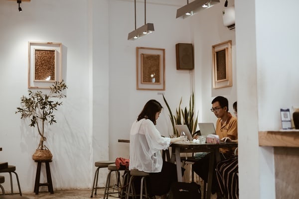 1688一件代发淘宝店铺铺货怎么操作？做一件代发要注意哪些？