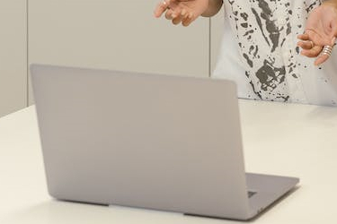 天猫双类目可以注销一个类目吗？单类好还是双类好？