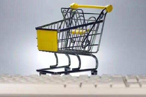 ebay必须绑定自己的信用卡吗？ebay有哪些缴费方式？