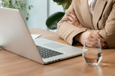 千牛上说加微信会封店吗？发微信二维码的后果是什么？