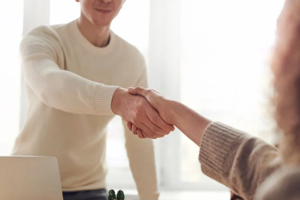 淘宝企业服务标签商家入驻准入要求是什么？考核机制是什么？