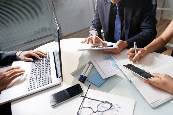 淘宝直通车投放哪个时间段好？怎么设置标签？