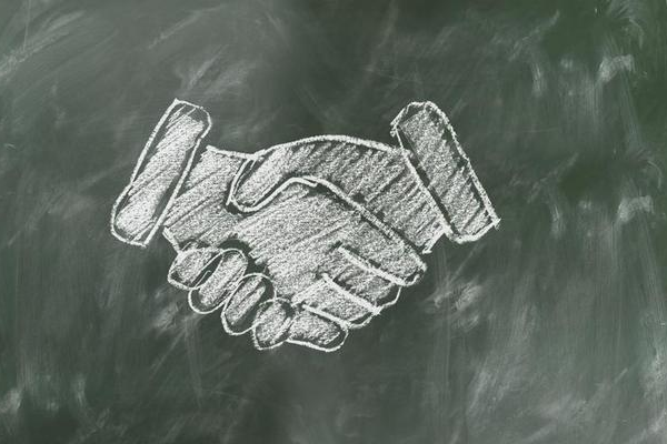 抖店新手期每天补多少单？抖音上哪个主持补单好？