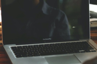 公务员可以兼职做直播吗？公务员兼职做什么副业？