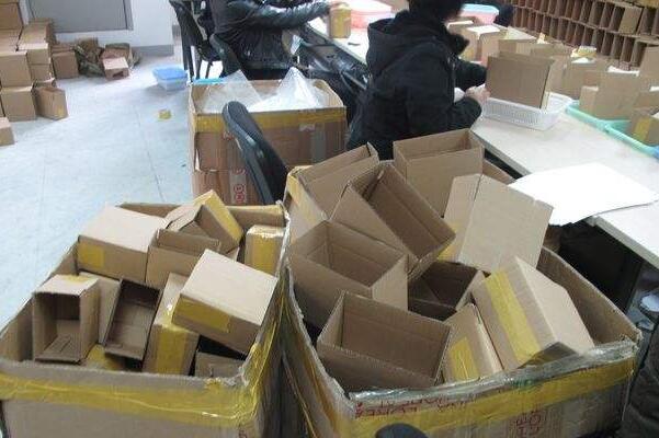 淘宝开店发货和快递合作方式有哪些？每单快递费多少？