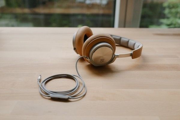 金牌卖家和普通卖家哪个好？考核的是什么时候的数据？