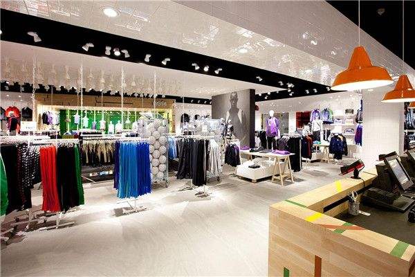如何开服装店？进货要考虑款式多样性