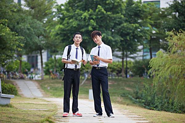 京东学生认证怎么弄？支持哪些学校？